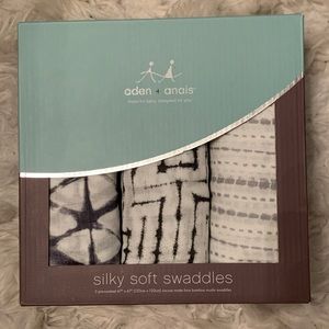 aden + anais baby swaddles